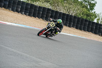 enduro-digital-images;event-digital-images;eventdigitalimages;mallory-park;mallory-park-photographs;mallory-park-trackday;mallory-park-trackday-photographs;no-limits-trackdays;peter-wileman-photography;racing-digital-images;trackday-digital-images;trackday-photos